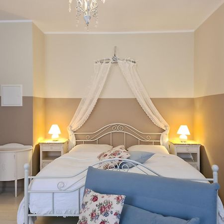 Alte Lebkuchenfabrik Bed & Breakfast Kremmen ห้อง รูปภาพ