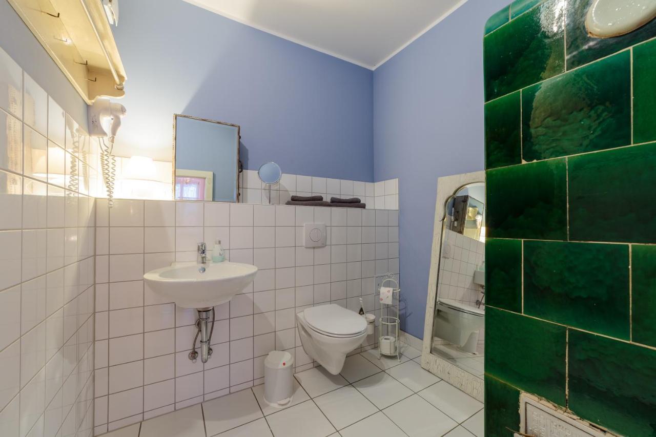 Alte Lebkuchenfabrik Bed & Breakfast Kremmen ภายนอก รูปภาพ